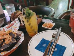 -Famous肥猫墨西哥音乐餐吧(五棵松华熙LIVE店)