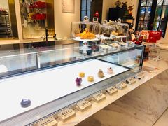 -Fridi Patisserie Cafe