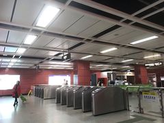 -飞翔公园(地铁站)