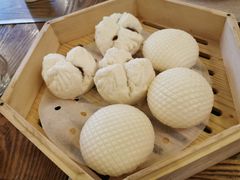 -彩蝶谷美食廊·粤式经典南番顺·铁板烧烤泰风味(广州长隆酒店)