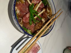 -镇南锅盖面馆(解放路店)