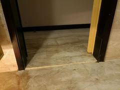 -永恒朗悦酒店(广西大学地铁站大学东路万达广场店)