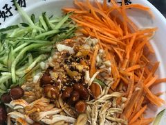 -牛一嘴·兰州牛肉面·大盘鸡(财富中心店)