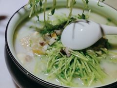 -醉英雄四川料理(国贸店)