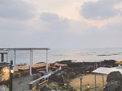 -Cafe Aewol Monsant