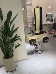 -PE SALON