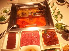 -海底捞火锅鲜切牛肉主题店(长寿路店)