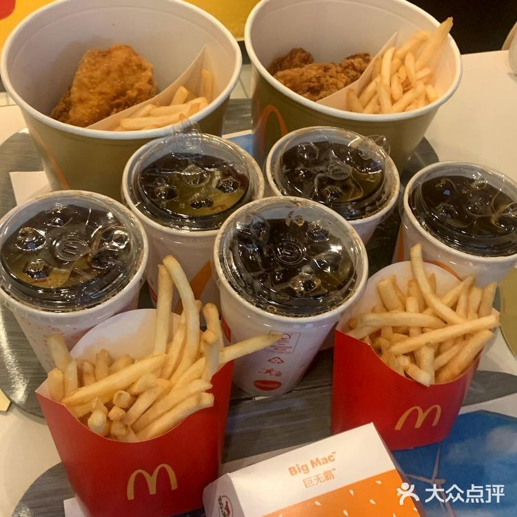 分享炸鸡桶的快乐