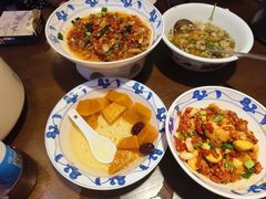 -八碗湘长沙市井菜(坡子街店)