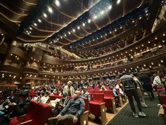 -交通银行前滩31演艺中心