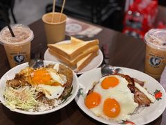 生炸鸡腿蛋饭-食运茶餐厅(文化宫店)