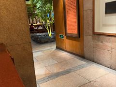 -萨拉伯尔(燕莎友谊商城店)