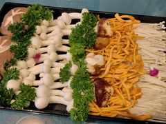 -慢丽江·云南野生菌土鸡锅(付家庄店)