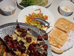 -小鱼小牛·鱼牛干锅·脆鱼火锅(世欧广场店)