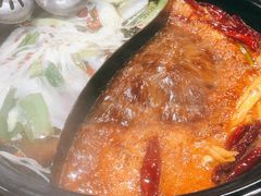 -灌县老妈砂锅串串香(万科红生活广场店)
