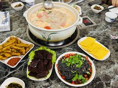 -黔府豆米火锅野菜馆(南马店)