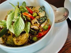 -Chom Cafe and Restaurant