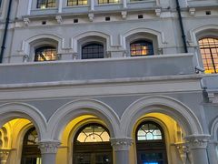 -YUE·6·西式融合餐厅(外滩六号店)