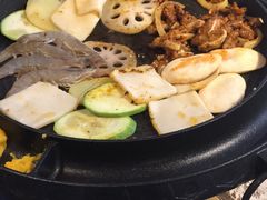 -三国惹火烤肉·中日韩烤肉集合店(百草路店)