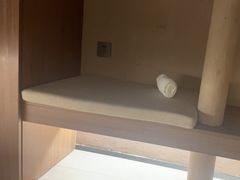 -灸春堂·艾灸·痛症·整脊连锁(之江银泰店)