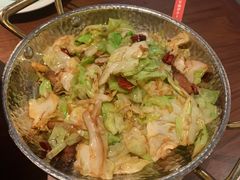 干锅手撕牛心菜-望湘园·洞庭渔宴(浦江欢乐颂店)