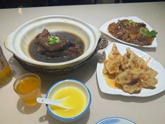 -老码头黑皮肘子锅包肉(赣水路店)