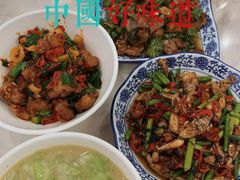 -红色湘菜馆(春风店)