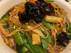 -东豪园林海鲜酒家(南港路辅路店)