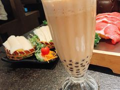 大红袍珍珠奶茶-湊湊火锅·茶憩(打浦桥日月光店)