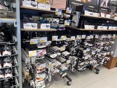 -迪卡侬(环球港店)