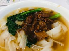 牛腩汤河粉-盆满钵满·国家非遗传承(云台店)