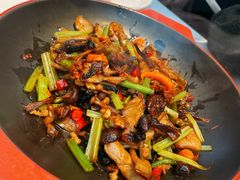 阿瓦私房菌-阿瓦山寨·湘菜现炒·剁椒鱼头王(咸阳总店)