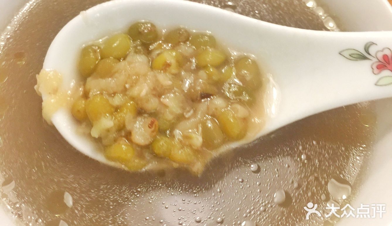 春夏秋冬祛痘神汤——绿豆炖乳鸽