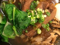 -尊品原汁牛肉面