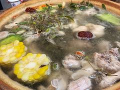 石橄榄炖鸡-洪大厨鸡煲(福田店)