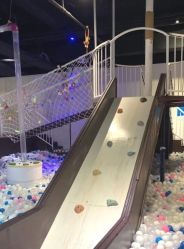 -塔塔王国·主题儿童游乐园(奥城商业广场店)