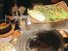 -草家酱蟹炭火烤肉店(珲春南路一店)