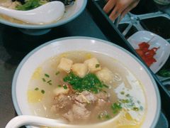 -小杨生煎(白玉兰广场店)