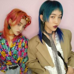 -变画·发型STUDIO