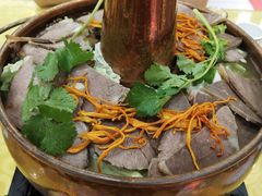 -乡土特色.冷锅鱼.牦牛肉汤锅