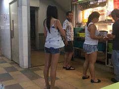 -亚王咖喱鸡米粉面