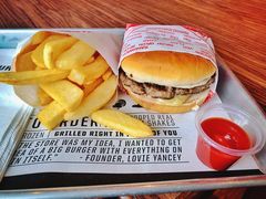 -FATBURGER 特富客汉堡(外交公寓店)