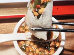 -包整·丝娃娃(一览甲秀楼风景店)