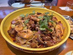 -休记光头香辣蟹干锅(绵竹店)