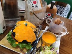 瀑布芝士牛肉汉堡-肥韬茶餐厅(南山mini店)