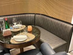-斯普汇生蚝牛排馆(中骏世界城店)