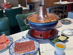 -一只羊·铜锅涮羊肉烧烤