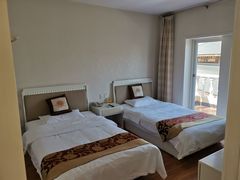 -华山御温泉度假村