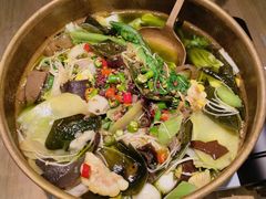-毛肚向右·川渝毛肚王(经开永旺店)