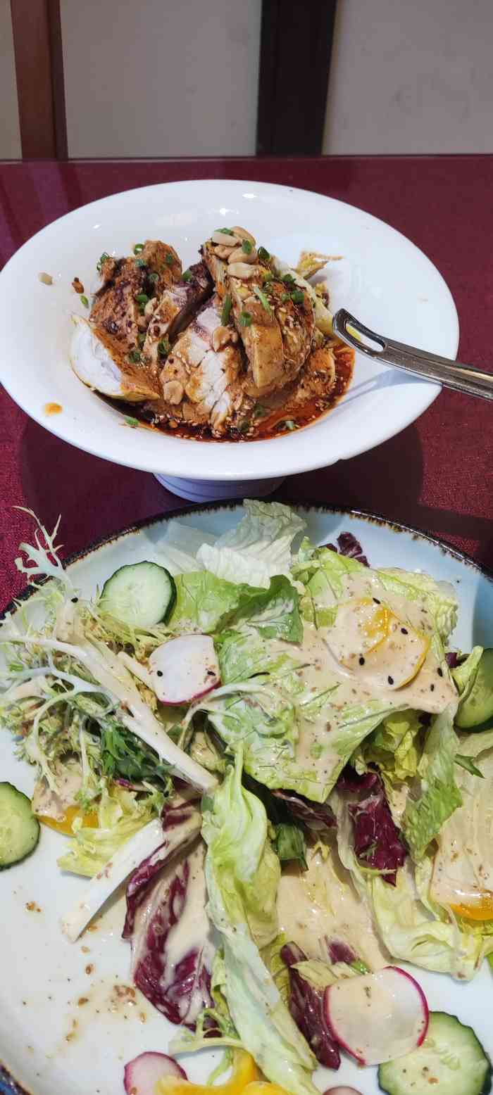 宽沟食府"这里号称是副中心的食堂一次从停车就开始.